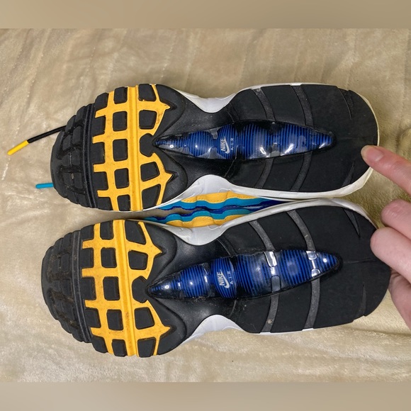 Nike Air Max 95, women’s size 7.5 Or men’s size 6. - Picture 5 of 5
